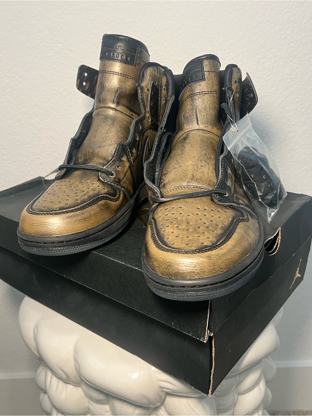 Air Jordan 1 Retro High OG 'Wings' limited-edition - Picture 12 of 13